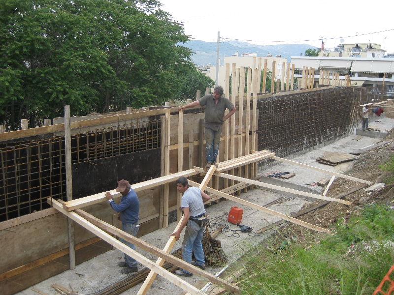 Κατασκευή τοίχων αντιστήριξης σε οικισμούς του δήμου Ρεθύμνης
