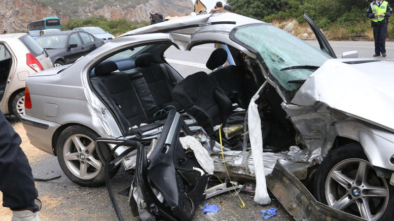Κρήτη: Νεκρός ο οδηγός που εγκλωβίστηκε μετά από τροχαίο