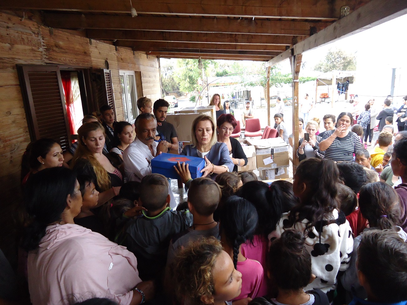 Κοινωνική δράση της Περιφέρειας Κρήτης στη κοινότητα των Ρομά στο Ηράκλειο