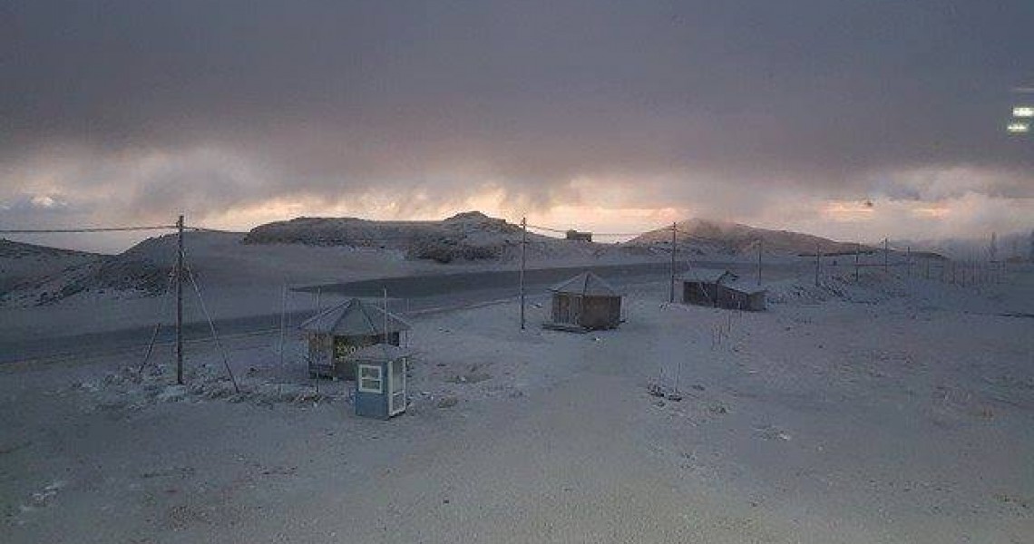 Χιόνισε στο Καϊμάκτσαλαν! – Οι πρώτες «λευκές» φωτογραφίες