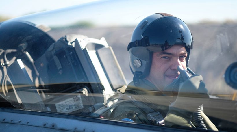 Βίντεο: Πτήση με F-16 έκανε ο Τσίπρας