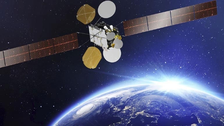 Ανανεώνεται για 20 χρόνια η σύμβαση για τη χρήση του δορυφόρου Hellas Sat