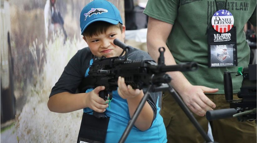 Το Ουισκόνσιν των ΗΠΑ επιτρέπει σε 10χρονα να κυνηγούν με όπλο
