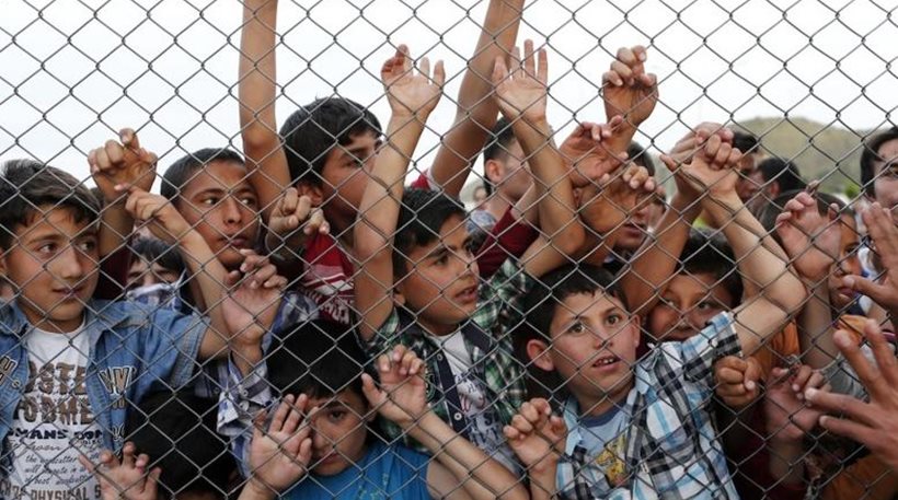 Τουλάχιστον 19.000 προσφυγόπουλα είναι εγκλωβισμένα στην Ελλάδα