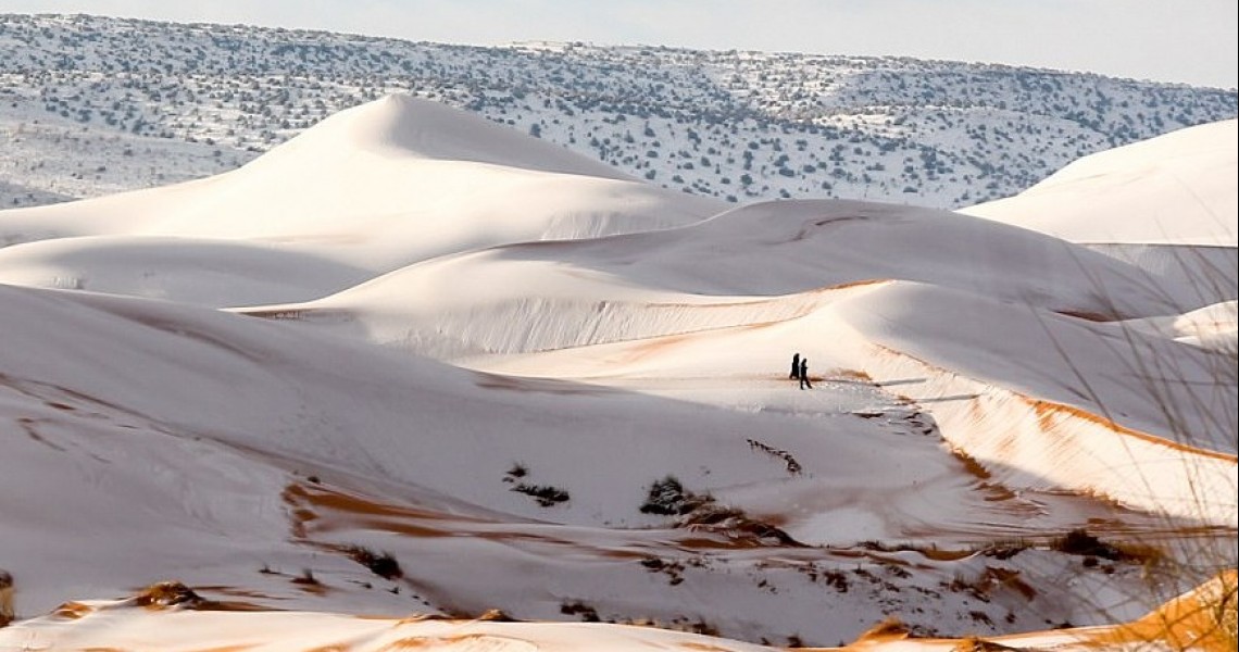 Η έρημος Σαχάρα καλύφθηκε από χιόνι!