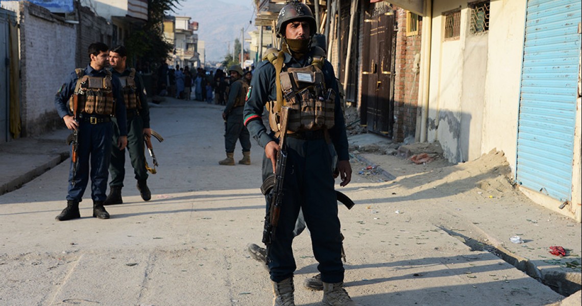 Έκρηξη βόμβας και έφοδος ενόπλων στα γραφεία ΜΚΟ στο Αφγανιστάν