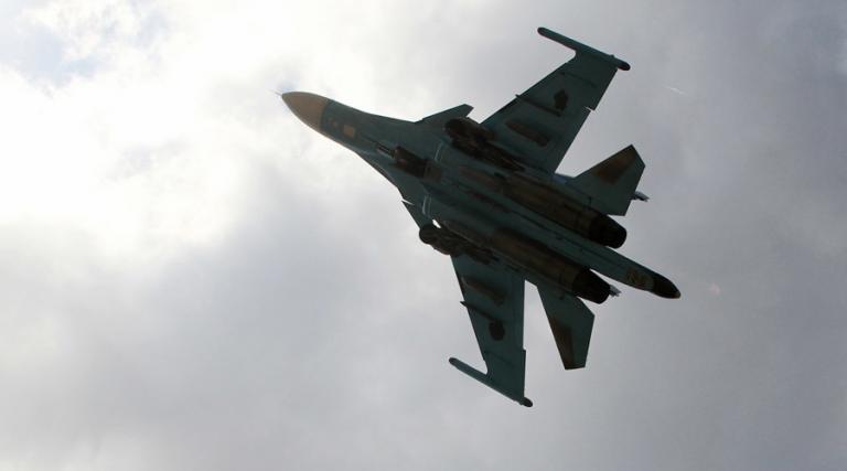 Ρωσικό πολεμικό αεροπλάνο «έξυσε» αμερικανικό κατασκοπευτικό