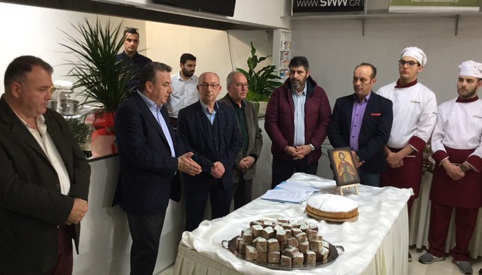 Η Λέσχη Αρχιμαγείρων Κρήτης έκοψε την πρωτοχρονιάτικη πίτα