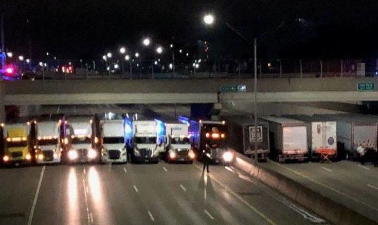 Συγκλονιστική κίνηση φορτηγατζήδων να σώσουν άνδρα από την αυτοκτονία
