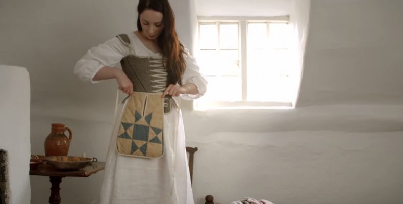 Πόσο χρόνο χρειάζονταν οι γυναίκες του 18ου αιώνα για να ντυθούν