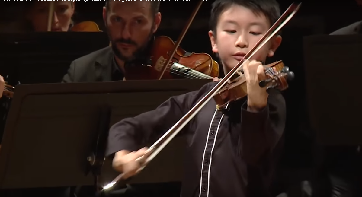 10χρονος βιολιστής έγινε ο νεότερος νικητής του διαγωνισμού Μενουχίν