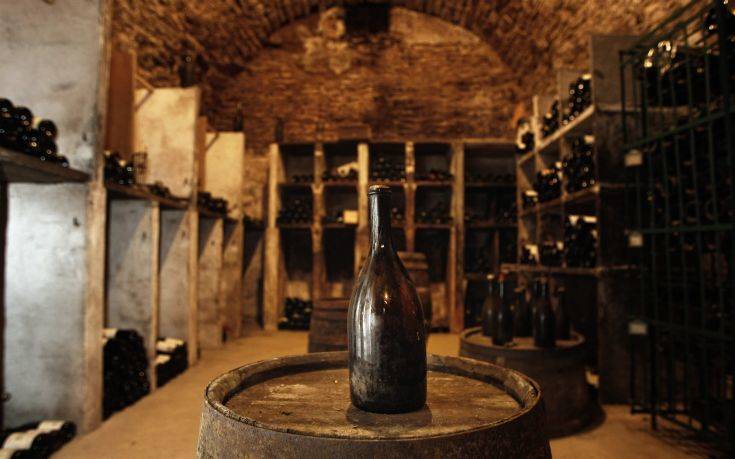 Σε δημοπρασία τα παλαιότερα μπουκάλια κρασί παγκοσμίως