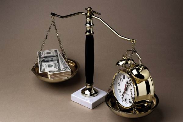 Η κατά Μπάφετ σχέση χρόνου – χρήματος και το ελληνικό γινάτι