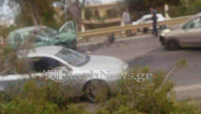 Τροχαίο με δύο τραυματίες στην παλαιά εθνική οδό στο Ηράκλειο (φωτο)