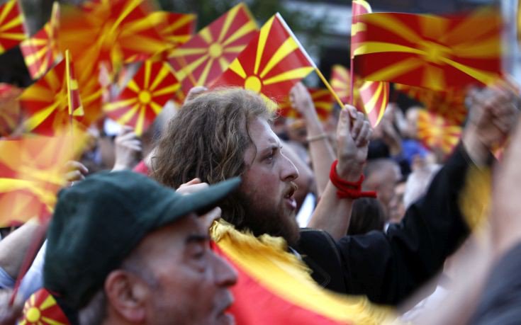 Αγριεύει η κόντρα στα Σκόπια για τη «Δημοκρατία της Βόρειας Μακεδονίας»
