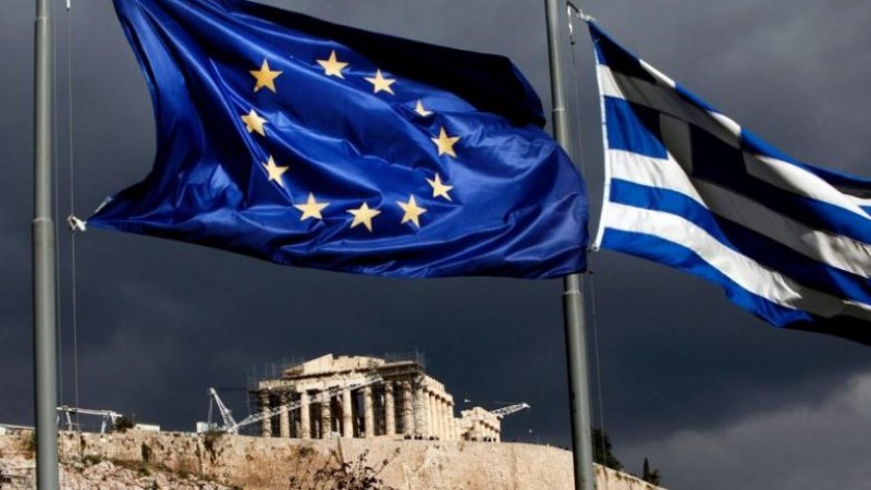 Η Ευρώπη σε υπαρξιακή κρίση και η Ελλάδα σε «συμπληγάδες»
