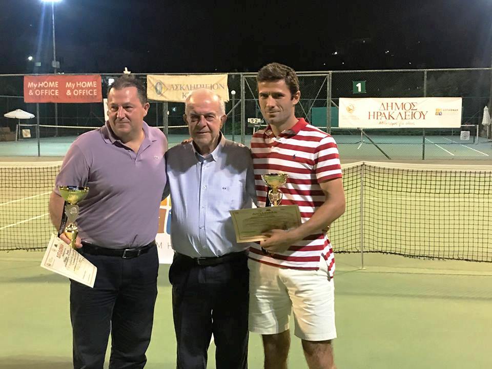 Ο Δήμαρχος Ηρακλείου στο 5ο Τουρνουά Τένις του Δήμου