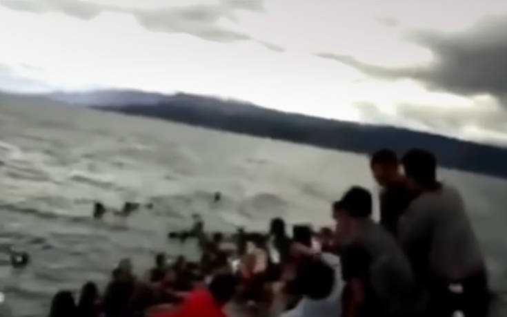 Τραγωδία με 180 αγνοούμενους μετά το ναυάγιο στην Ινδονησία