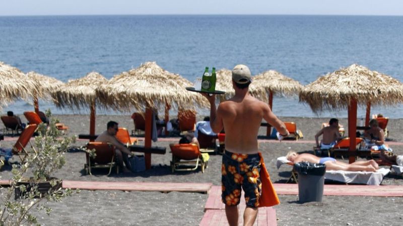 Κρήτη: Πρωτοφανής αύξηση της εργασίας ανηλίκων στον τουρισμό
