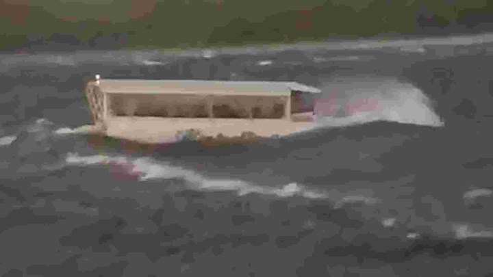 Ξεκληρίστηκε οικογένεια από τη βύθιση βάρκας στο Μιζούρι (βίντεο)