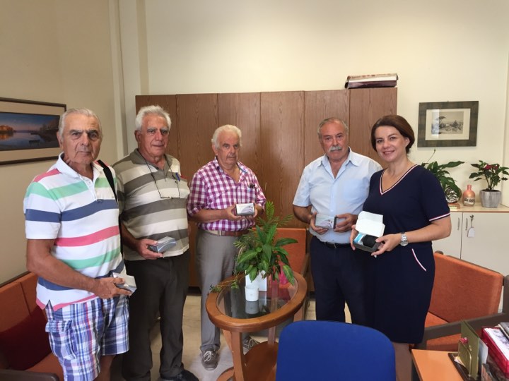 Ο Σύλλογος Συνταξιούχων Ο.Α.Ε.Ε. Ν. Χανίων δώρισε 5 οξύμετρα σε ΚΑΠΗ