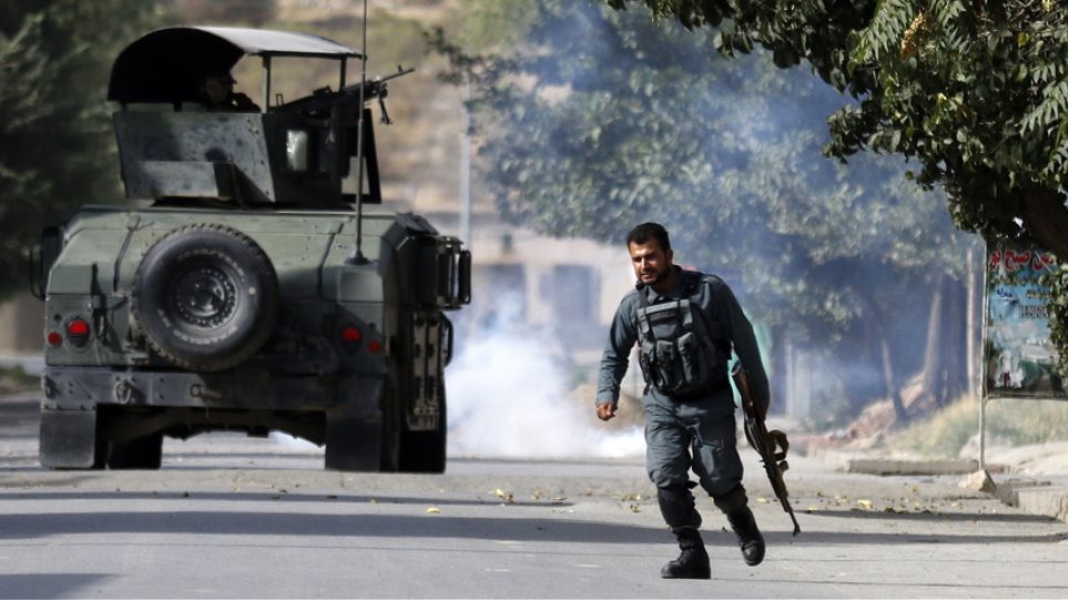 Επίθεση με ρουκέτες κοντά στο προεδρικό μέγαρο της Καμπούλ (βίντεο)