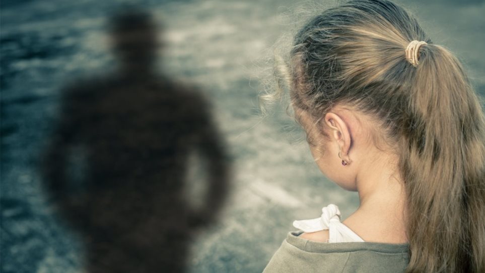 Στο σκαμνί ο 48χρονος που βίαζε την 6χρονη κόρη της συντρόφου του