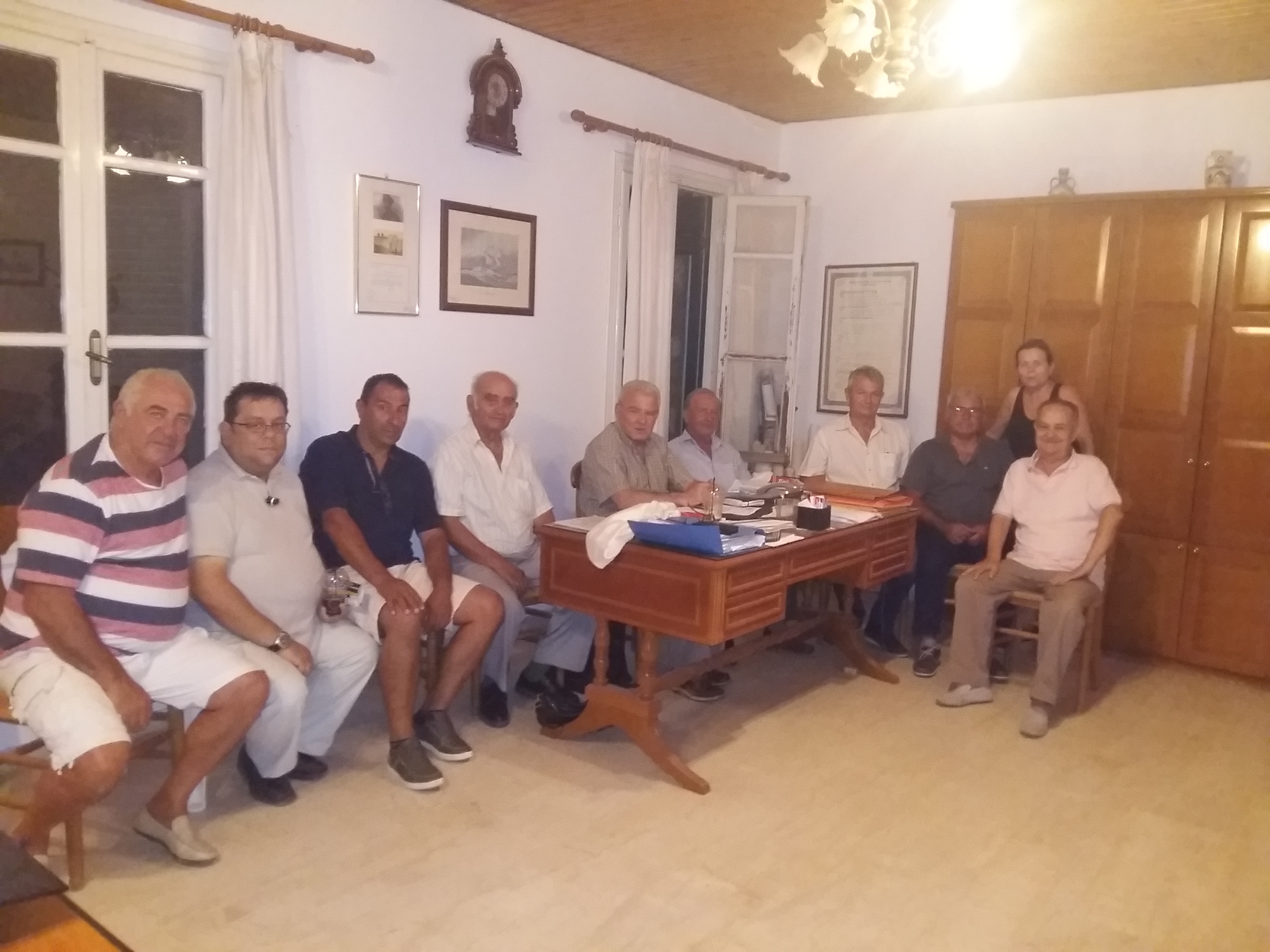 Συνάντηση του βουλευτή Θραψανιώτη με το τοπικό συμβούλιο Καλού χωριού