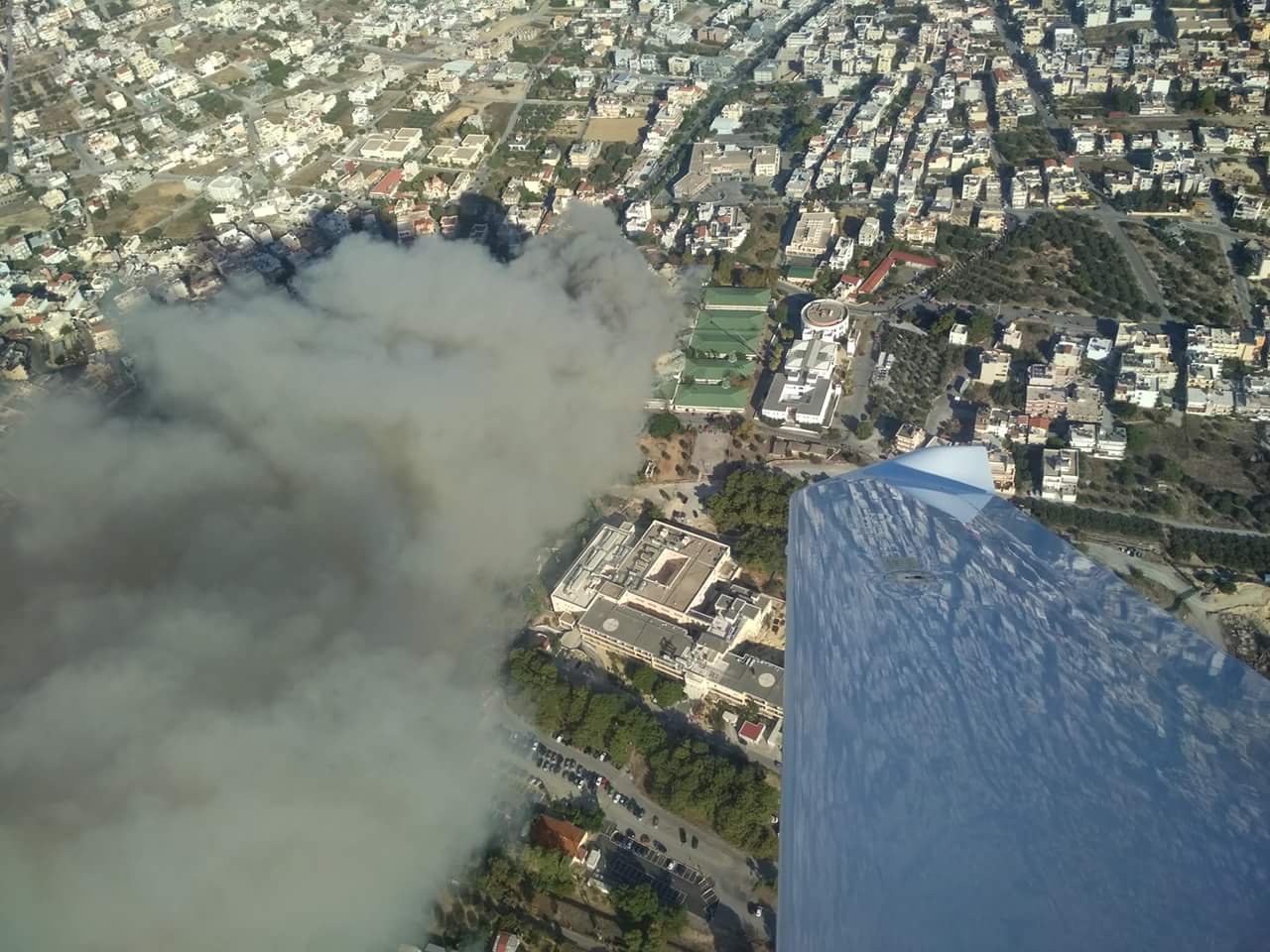 Πυρκαγιά σε Ηράκλειο: Ξεκίνησαν οι μετρήσεις για την ατμοσφαιρική ρύπανση