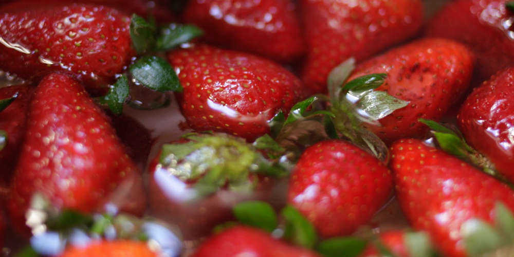 Φρίκη: Βελόνες μέσα σε φράουλες εντοπίστηκαν και στη Νέα Ζηλανδία