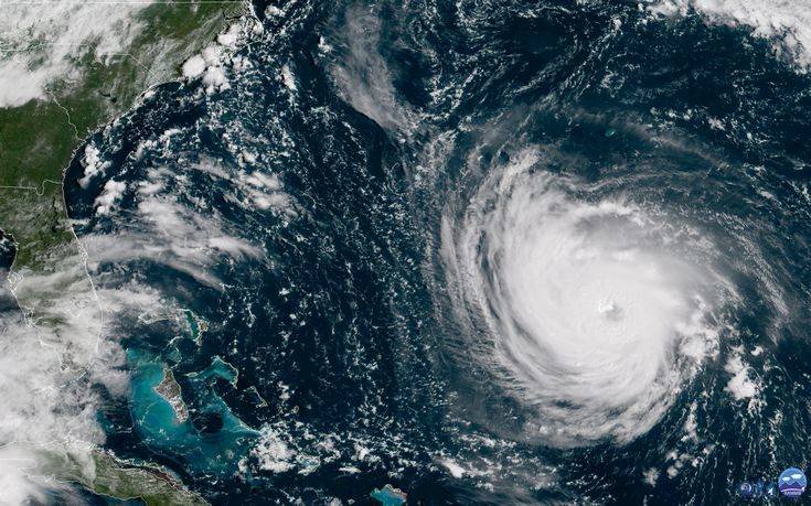 Στη δίνη του τυφώνα Φλόρενς οι ΗΠΑ