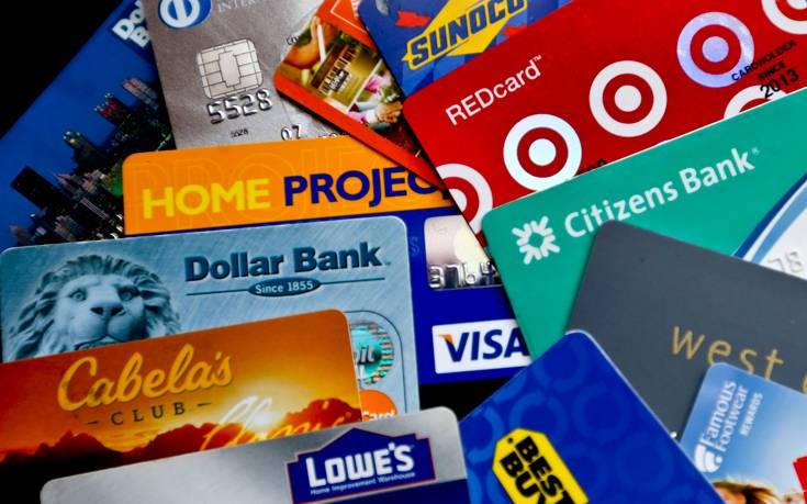 Γιατί οι πιστωτικές κάρτες περιορίζουν συνεχώς τα bonus