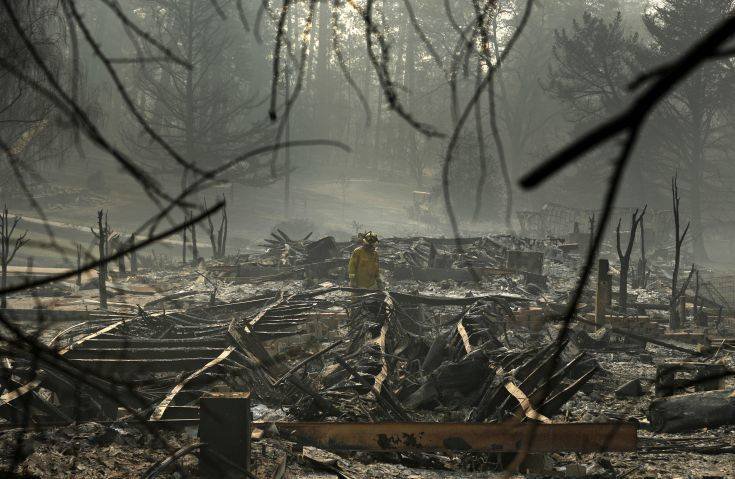 Τρομάζει ο αριθμός των αγνοουμένων από τη φονική πυρκαγιά στην Καλιφόρνια