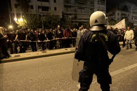 Ποινή φυλάκισης σε αστυνομικό των ΜΑΤ για ξυλοδαρμό διαδηλωτή