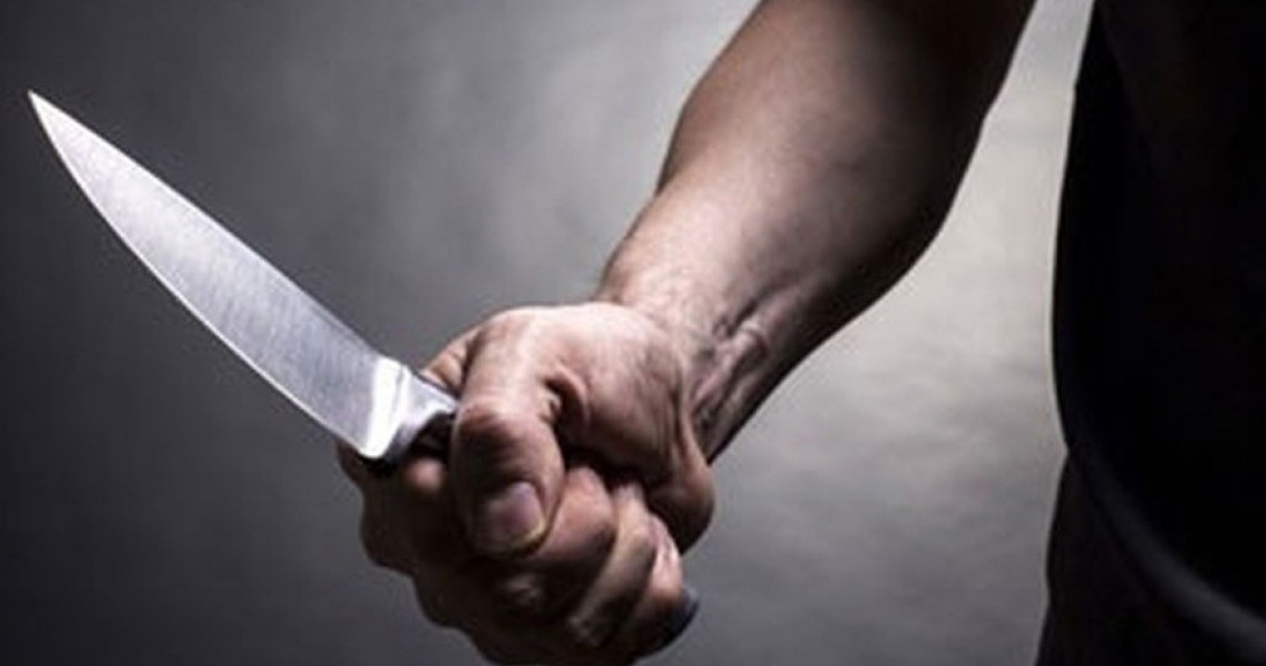 Μεθυσμένος πατέρας στη Λαμία επιτέθηκε με μαχαίρι στον γιο του