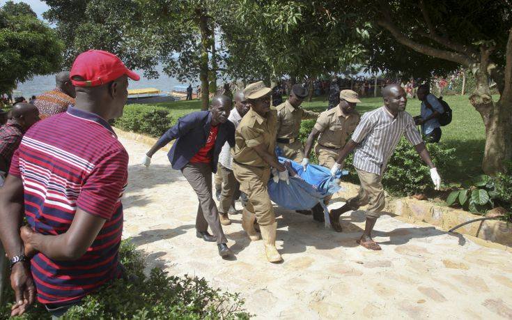 Ανατροπή υπερφορτωμένου σκάφους στην Ουγκάντα, τουλάχιστον 29 νεκροί