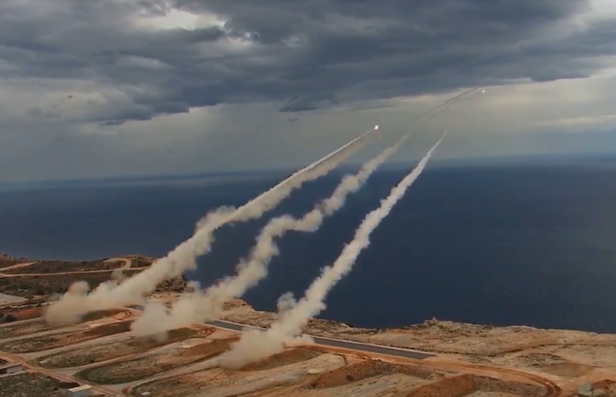 Εντυπωσιακές βολές Πυροβολικού Μάχης στο Πεδίο Βολής Κρήτης (βίντεο)