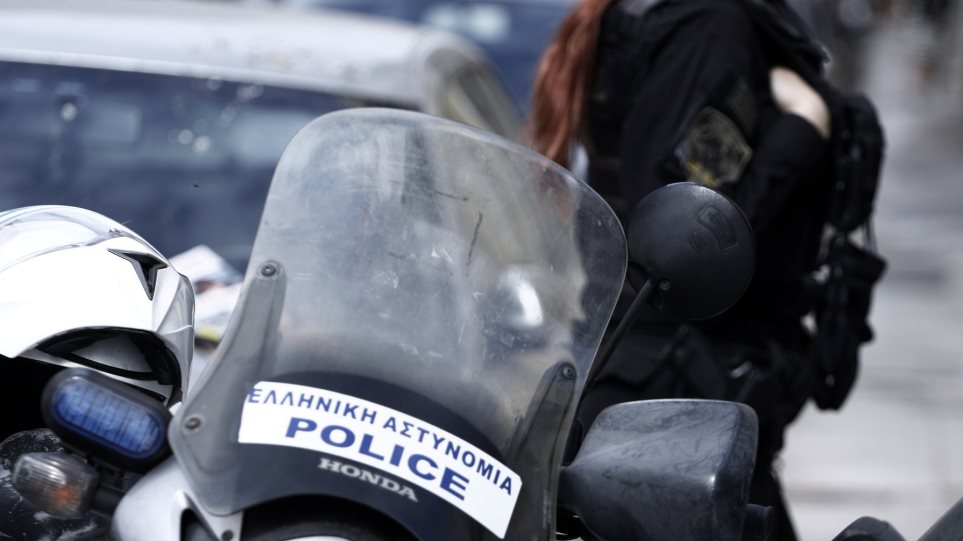 Σωφρονιστικός υπάλληλος επιτέθηκε σε αστυνομικό στα Χανιά και συνελήφθη