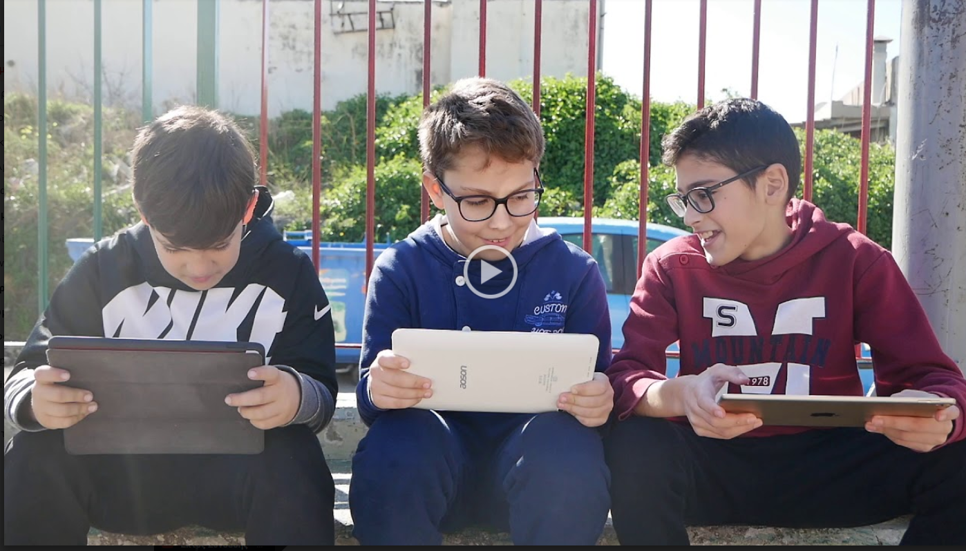 Η υπέροχη ταινία μαθητών για τον εθισμό στο διαδίκτυο (βίντεο)