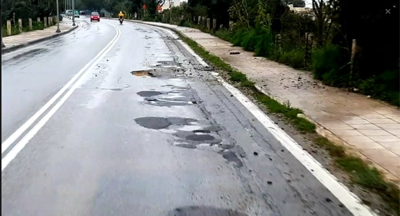Επικίνδυνο σημείο χωρίς σήμανση στο δρόμο μετά το Πολυτεχνείο Κρήτης  (φωτο)