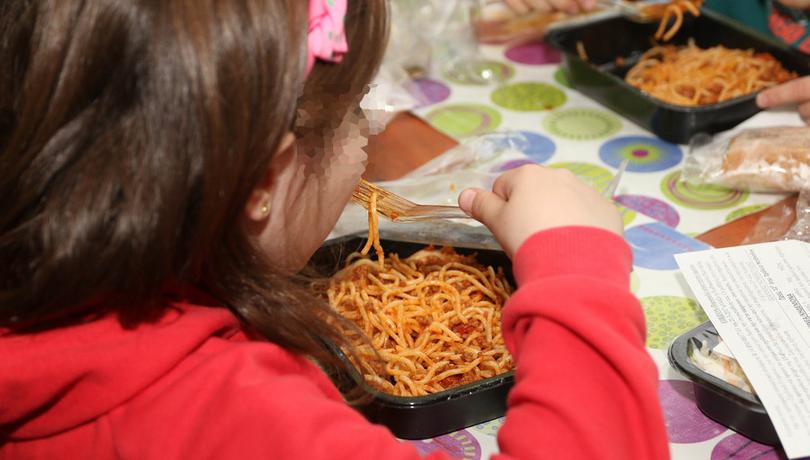 Επεκτείνεται το πρόγραμμα “Σχολικά Γεύματα” σε 3 σχολεία στο Ηράκλειο