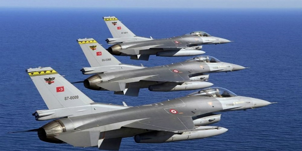 Πτήσεις τουρκικών F-16 πάνω από τις Οινούσσες