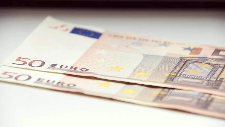 «Μπαράζ» πληρωμών: Ποιοι θα δουν χρήματα στους λογαριασμούς τους τη Μεγάλη Εβδομάδα