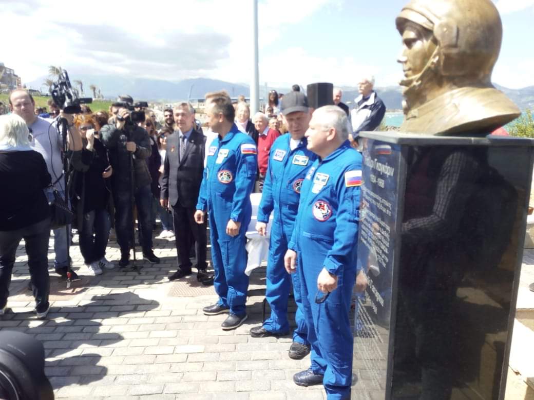 Παρουσία Ρώσων κοσμοναυτών εγκαινιάστηκε το Πάρκο «Γιούρι Γκαγκάριν» στο Ηράκλειο