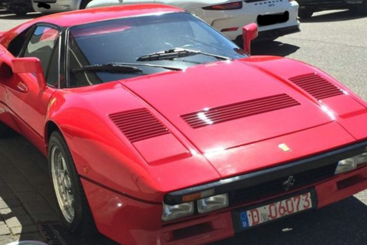 Κλασική κόκκινη Ferrari κλάπηκε στο test drive