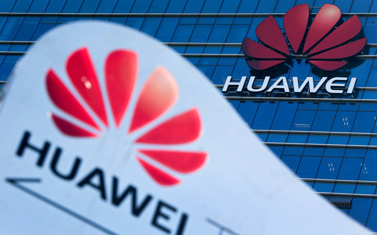 Τι απαντά η Huawei στο μπλόκο της Google
