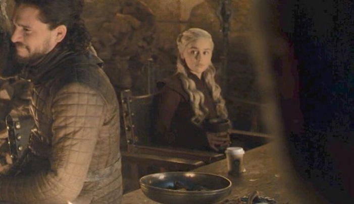 Η γκάφα στο Game of Thrones: Στο Westeros έπιναν καφέ από τα… Starbucks!