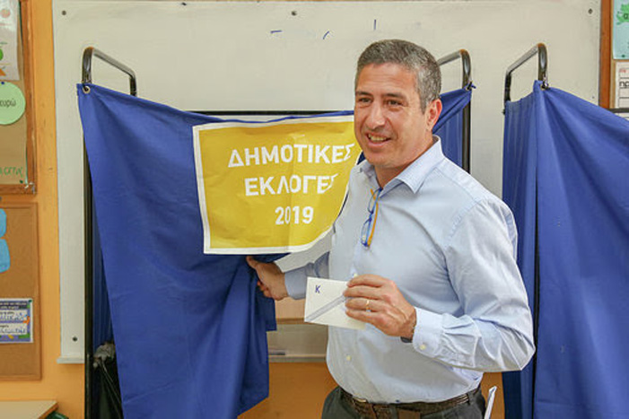 Άσκησε το εκλογικό του δικαίωμα ο Πέτρος Ινιωτάκης