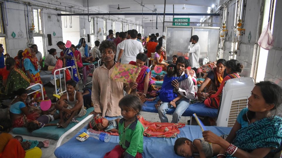 Τουλάχιστον 129 παιδιά νεκρά από οξεία εγκεφαλίτιδα σε πόλη της Ινδίας