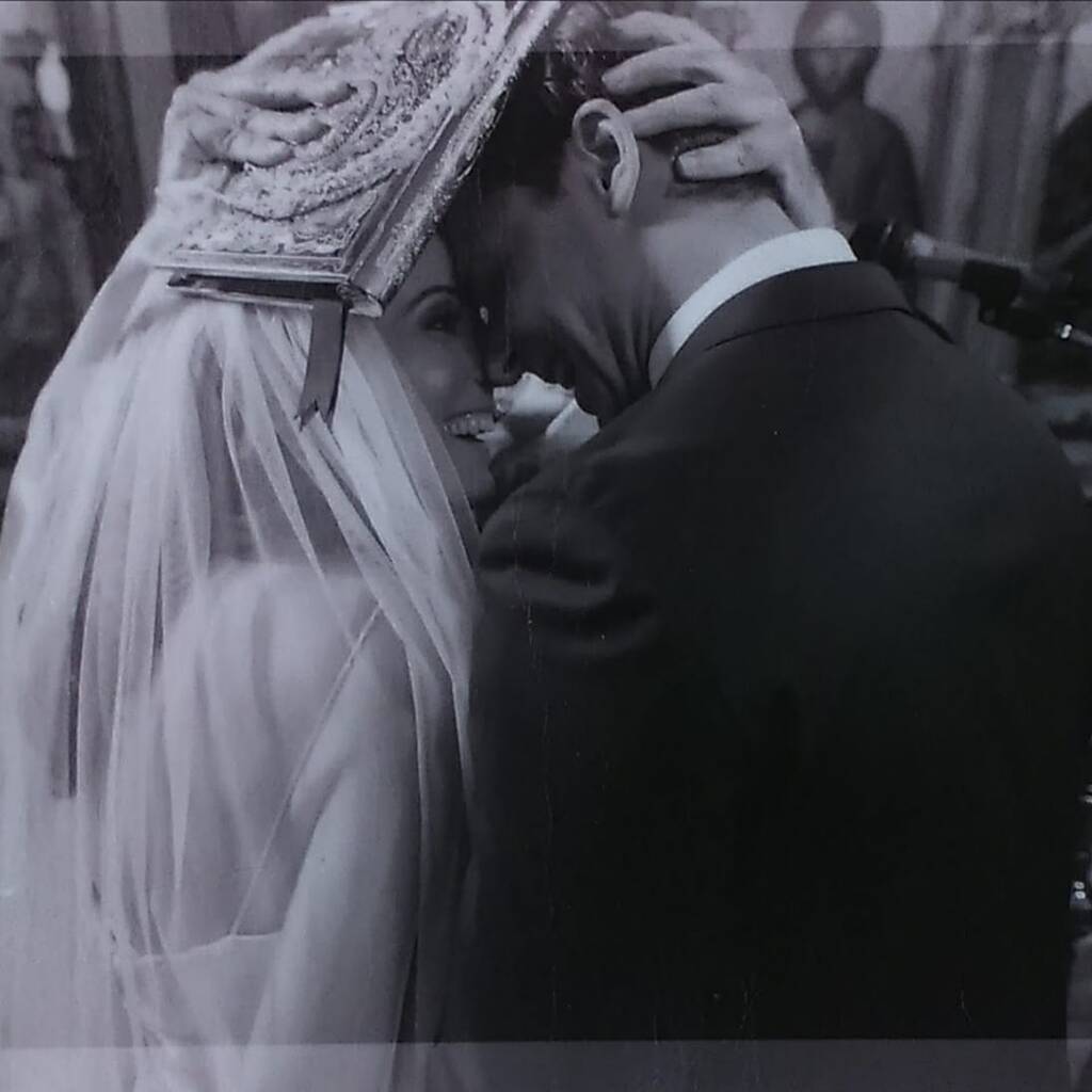Παντρεύτηκε Έλληνας ηθοποιός και δεν το πήρε κανείς χαμπάρι- Η πρώτη φωτό από το γάμο του